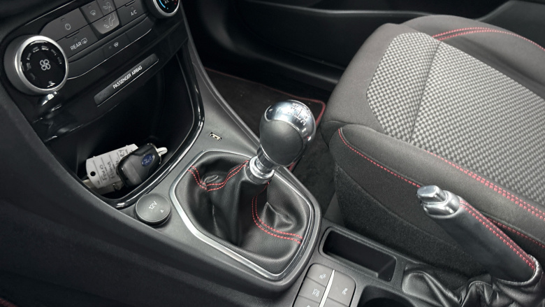 Ford Puma 1.0 EcoBoost Hybrid mHEV ST-Line 5dr Petrol Hatchback